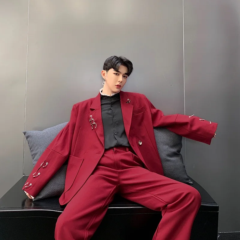 M-XL!Spring designer iron hoop decoration retro wine red suit trousers tide brand men's wide leg pants suit jacket.
M-XL!Spring designer iron hoop decoration retro wine red suit trousers tide brand men's wide leg pants suit jacket.