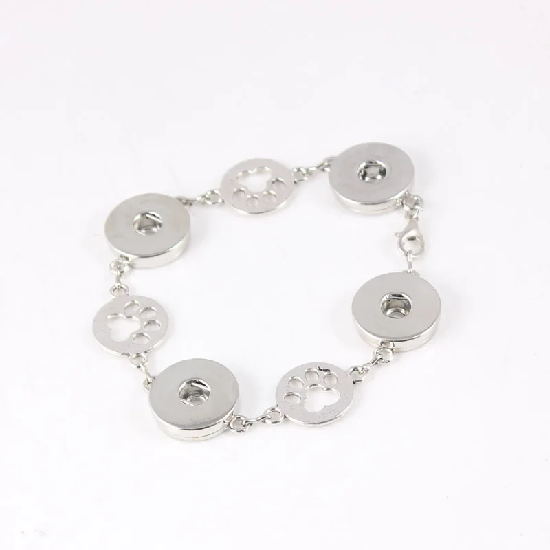 5pcs Snap Button Bracelet 18mm Hollow 4 Styles Pattern Charm Bracelets Fit 18/20mm Snap Button Jewelry Accessory
5pcs Snap Button Bracelet 18mm Hollow 4 Styles Pattern Charm Bracelets Fit 18/20mm Snap Button Jewelry Accessory