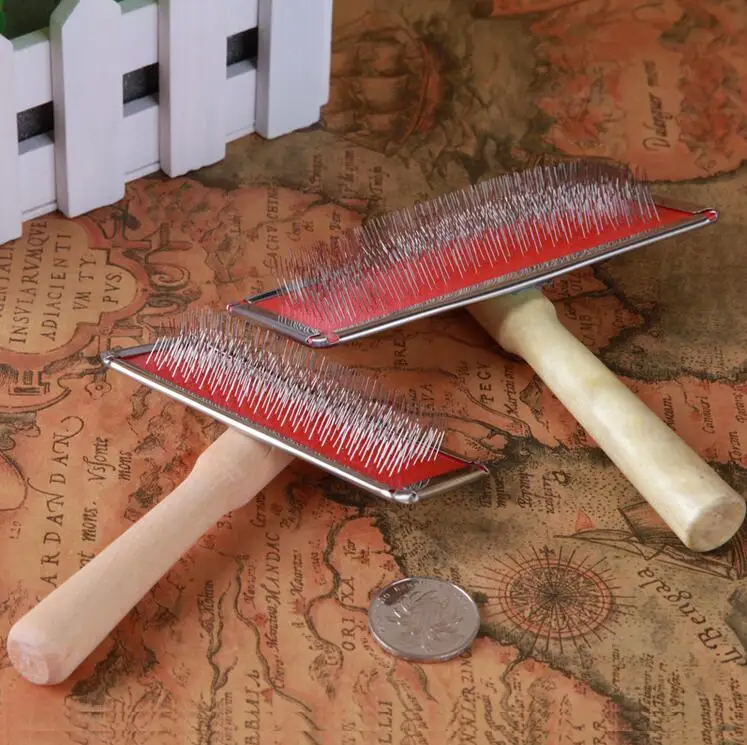 1 piece pet cat Needle combs pet hair removal brush comb cat dog combs with wooden handle 9*4.5cm Pet Grooming Tool
1 piece pet cat Needle combs pet hair removal brush comb cat dog combs with wooden handle 9*4.5cm Pet Grooming Tool