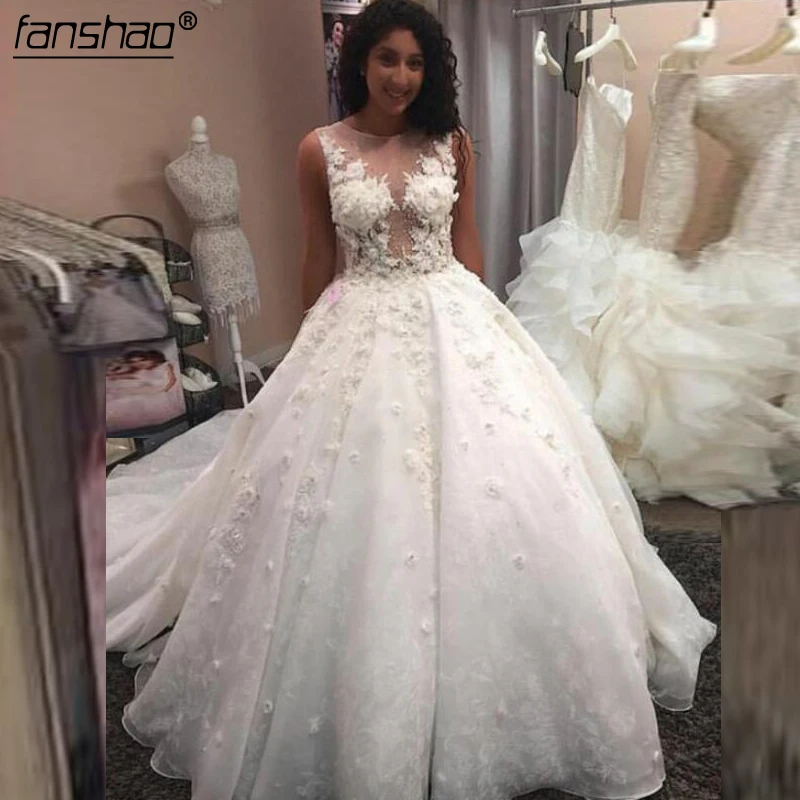 See Through Wedding Dresses O-Neck Tulle Appliques Ball Gown Illusion Vestido De Noiva Boho Dubai Arabic Wedding Gown Bridal
See Through Wedding Dresses O-Neck Tulle Appliques Ball Gown Illusion Vestido De Noiva Boho Dubai Arabic Wedding Gown Bridal