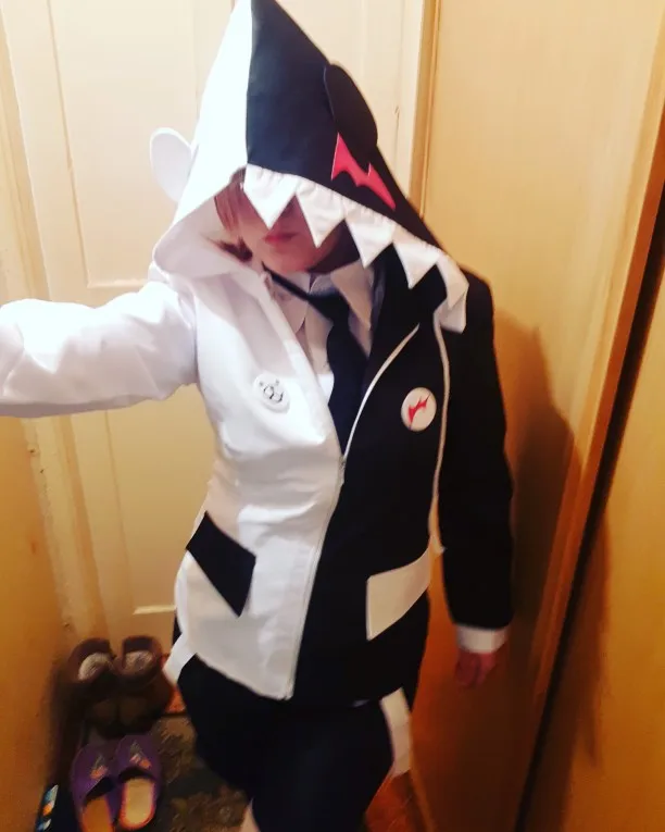Super Dangan Ronpa 2 Danganronpa Monokuma Cosplay Costume Full Set Short White Wig
Super Dangan Ronpa 2 Danganronpa Monokuma Cosplay Costume Full Set Short White Wig