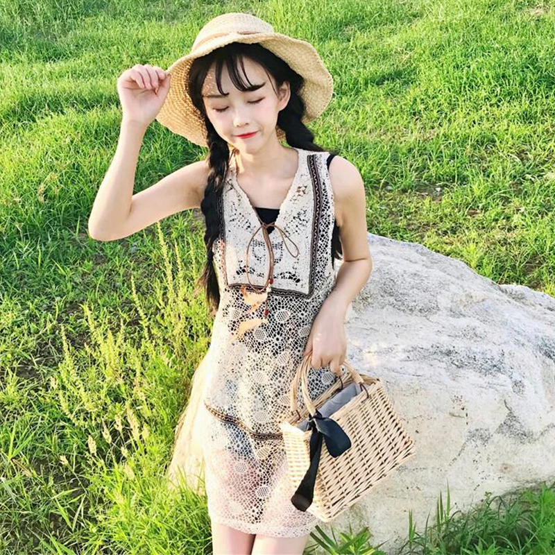 New Chic Two Piece Lace White Black Summer Dress Indie Folk V-neck Sexy Sleeveless Woman Dress Pastoral Style Lace Two Piece Set
New Chic Two Piece Lace White Black Summer Dress Indie Folk V-neck Sexy Sleeveless Woman Dress Pastoral Style Lace Two Piece Set