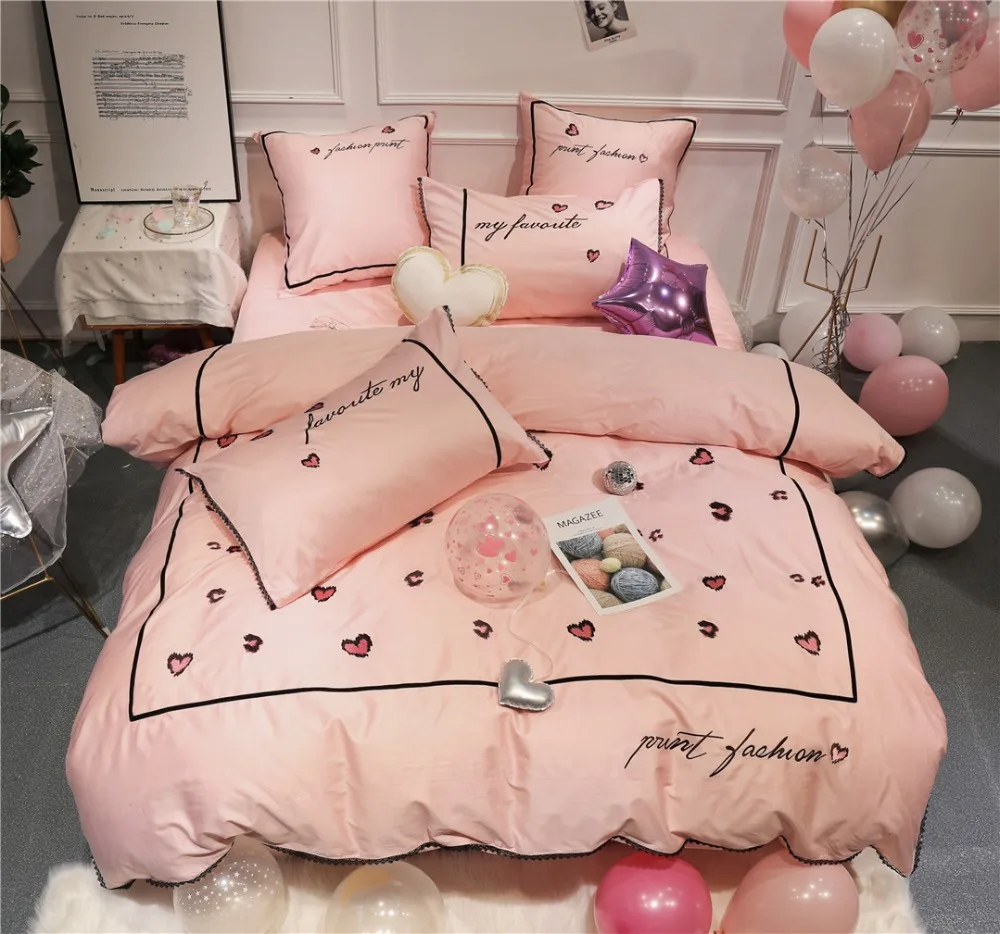 Pink Lovely 80S Egyptian cotton Embroidered Bedding sets Queen King Princess Duvet cover Bed sheet set Pillowcases 4/6pcs black
Pink Lovely 80S Egyptian cotton Embroidered Bedding sets Queen King Princess Duvet cover Bed sheet set Pillowcases 4/6pcs black
