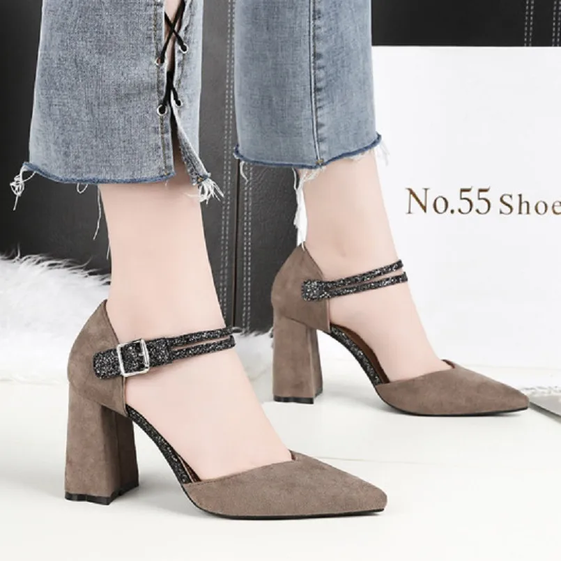 Cresfimix femmes hauts talons women fashion street stylish buckle strap high heel shoes lady cool comfortable high heels b2568
Cresfimix femmes hauts talons women fashion street stylish buckle strap high heel shoes lady cool comfortable high heels b2568