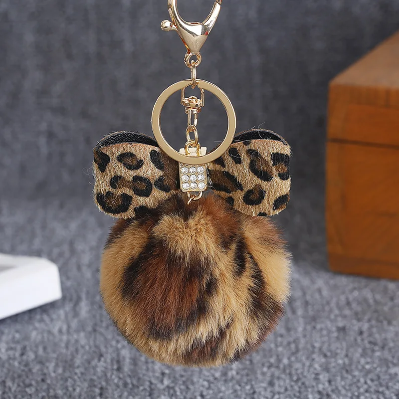 Kawaii Bow Leopard Fur Ball Plush Keychain animal bag Pendant Key ring Holder Handbag Charm For boys girls Multicolor
Kawaii Bow Leopard Fur Ball Plush Keychain animal bag Pendant Key ring Holder Handbag Charm For boys girls Multicolor