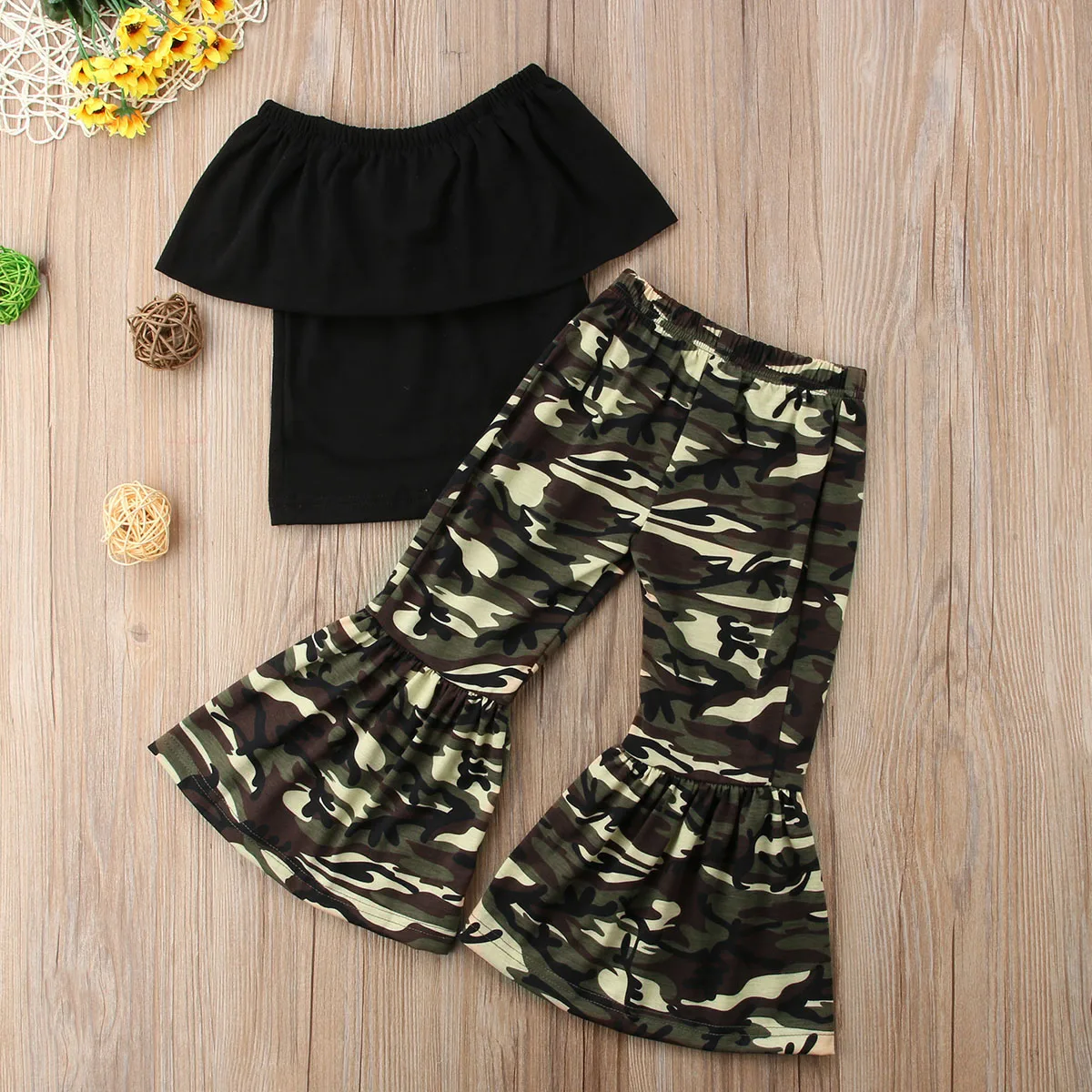 Toddler Baby Girls Summer Clothes Off-shoulder Tops Flared Pants Bell Bottom Set 2PCS Set Casual Raglan Sleeve Solid Clothing
Toddler Baby Girls Summer Clothes Off-shoulder Tops Flared Pants Bell Bottom Set 2PCS Set Casual Raglan Sleeve Solid Clothing