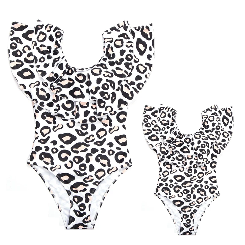 ICOSTUMES Vintage Leopard print family parent-kids swimsuits Sexy Bikinis Mom Girl Ruffles Push-up one piece monokinis beach
ICOSTUMES Vintage Leopard print family parent-kids swimsuits Sexy Bikinis Mom Girl Ruffles Push-up one piece monokinis beach