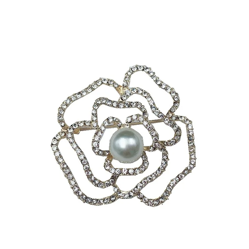Hollowed-out rose coat suit ladies brooch accessories, fashion jewelry accessories wholesale,BE0523001
Hollowed-out rose coat suit ladies brooch accessories, fashion jewelry accessories wholesale,BE0523001