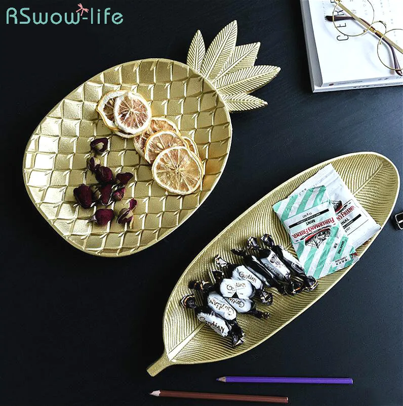 Nordic Golden Pineapple Dessert Fashion Geometry Table Store Candy Wood Receiver Plate Dishes Serving Plates Snack Candy Dish
Nordic Golden Pineapple Dessert Fashion Geometry Table Store Candy Wood Receiver Plate Dishes Serving Plates Snack Candy Dish