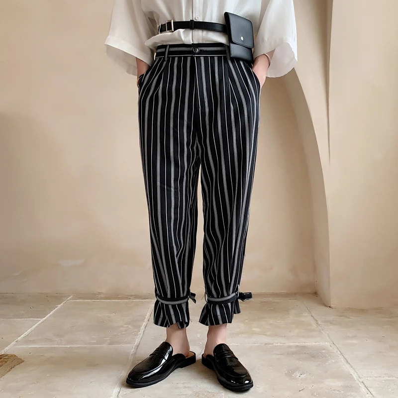 Summer Mens Ankle-Length Straight Wide Leg Pants Loose Striped Casual Boys Hairstylist Pant Stylish With Strap Trousers C56
Summer Mens Ankle-Length Straight Wide Leg Pants Loose Striped Casual Boys Hairstylist Pant Stylish With Strap Trousers C56