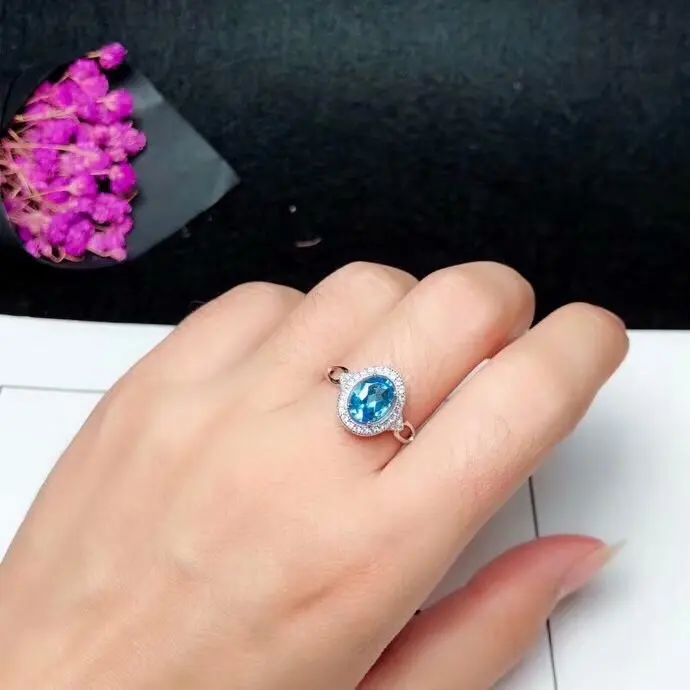 925 pure silver inlaid with natural Topstone ring 6 * 8mm live ring female ring can be customized dead buckle
925 pure silver inlaid with natural Topstone ring 6 * 8mm live ring female ring can be customized dead buckle