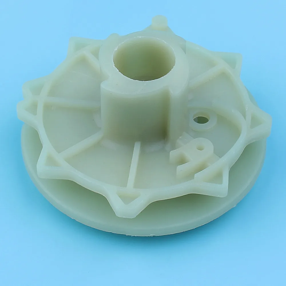 Recoil Starter Pulley Fit For Partner 350 351 MCCULLOCH MAC 335 338 435 440 Poulan 3314 3416 3516 Chainsaw
Recoil Starter Pulley Fit For Partner 350 351 MCCULLOCH MAC 335 338 435 440 Poulan 3314 3416 3516 Chainsaw