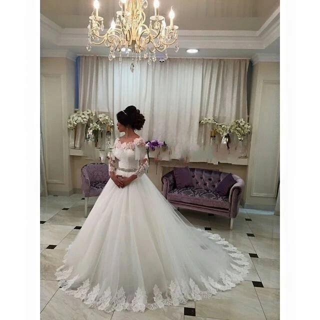 Sweetangel married in 2017, the original sales pearl lace long sleeve Noiva dress M678
Sweetangel married in 2017, the original sales pearl lace long sleeve Noiva dress M678