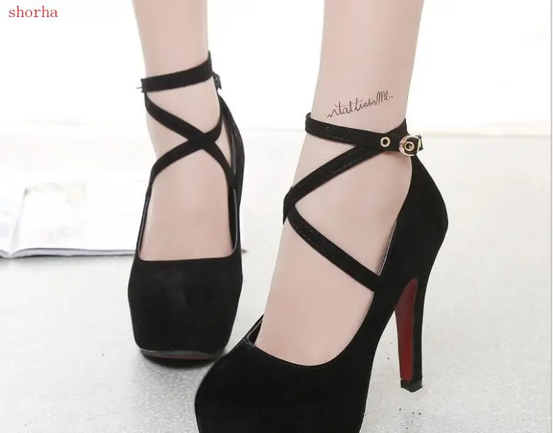 Woman High Heels Fashion Buckle Strap Female Pumps Flock Plus Size Ladies Party Wedding Shoes Elegant Autumn Shoes
Woman High Heels Fashion Buckle Strap Female Pumps Flock Plus Size Ladies Party Wedding Shoes Elegant Autumn Shoes