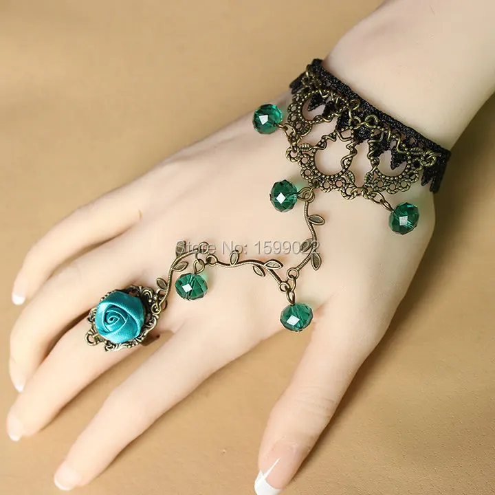 Korean Vintage Bronze Leaf Hand Chain Green Grass Cystal Ring Bracelet Lace Party Hand Bands Gothic Wedding Dress Accessories
Korean Vintage Bronze Leaf Hand Chain Green Grass Cystal Ring Bracelet Lace Party Hand Bands Gothic Wedding Dress Accessories