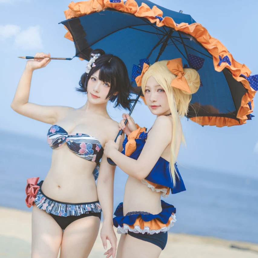 Fate/Grand Order Katsushika Hokusai/Abigail, купальник для косплея, соблазнительный костюм на Хэллоуин для женщин, подарок
Fate/Grand Order Katsushika Hokusai/Abigail, купальник для косплея, соблазнительный костюм на Хэллоуин для женщин, подарок