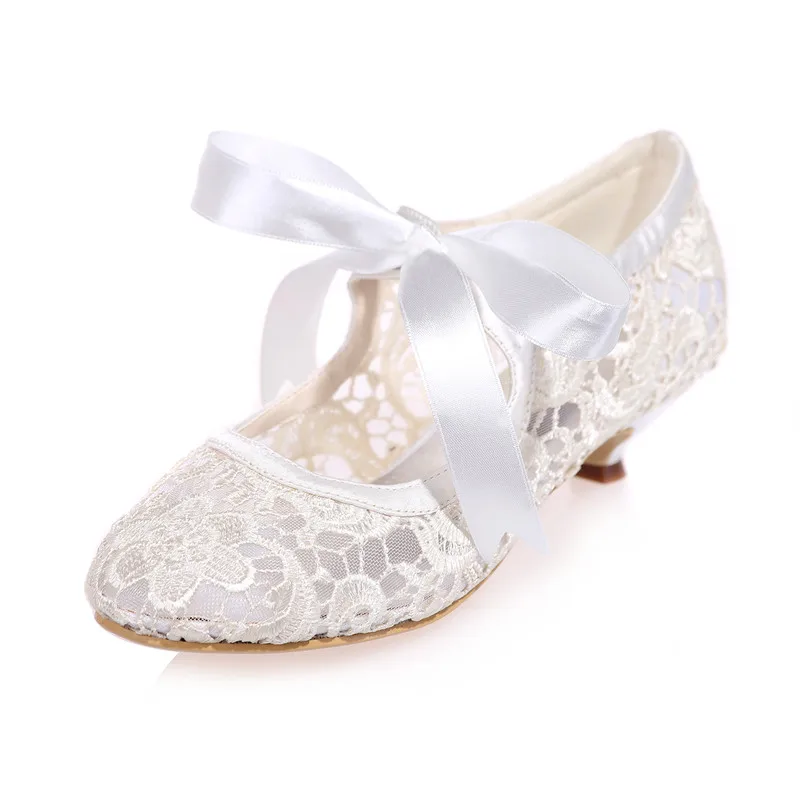 Low Heels Lace Wedding Shoes Women Round Toe Ribbon Tie Breathable Heeled Wedding Bridal Party Dress Pumps Women
Low Heels Lace Wedding Shoes Women Round Toe Ribbon Tie Breathable Heeled Wedding Bridal Party Dress Pumps Women