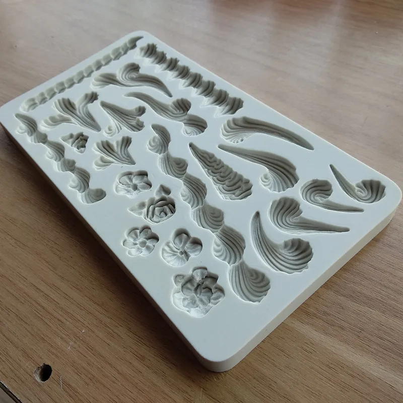 Silicone Foam Creamy Cake Chocolate Mold Borders Tools Cake fence tools cake decor Sugar Craft Tools Baking Tools SQ17192
Silicone Foam Creamy Cake Chocolate Mold Borders Tools Cake fence tools cake decor Sugar Craft Tools Baking Tools SQ17192