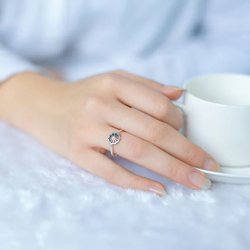 DIEERLAN Silver Color Sun Rings for Women Gift Ladies Fashion Punk Jewelry Open Retro Antique Rings Anillos
DIEERLAN Silver Color Sun Rings for Women Gift Ladies Fashion Punk Jewelry Open Retro Antique Rings Anillos