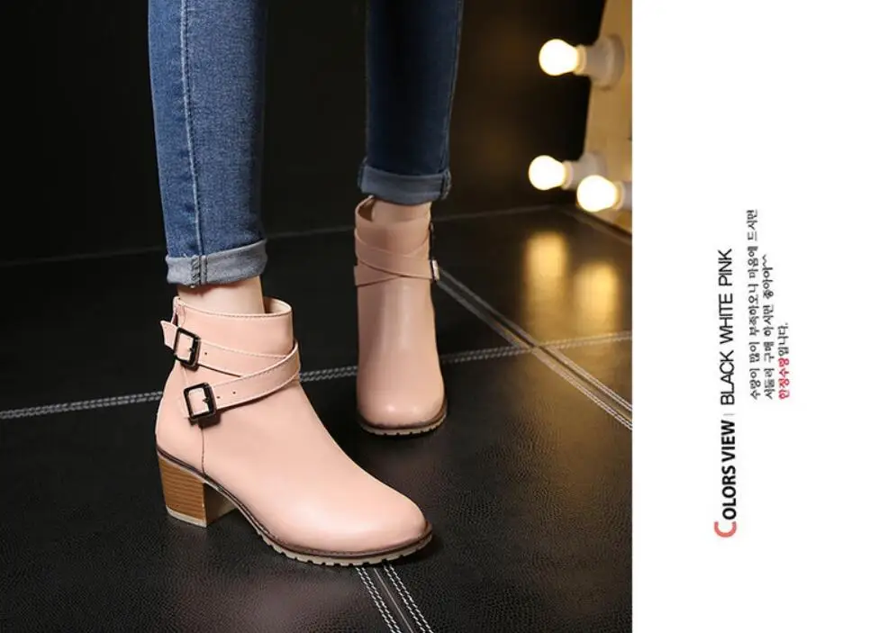 KNCOKARContracted cross with thick with female boots in the round head short tube short boots with Martin boots fashion students
KNCOKARContracted cross with thick with female boots in the round head short tube short boots with Martin boots fashion students