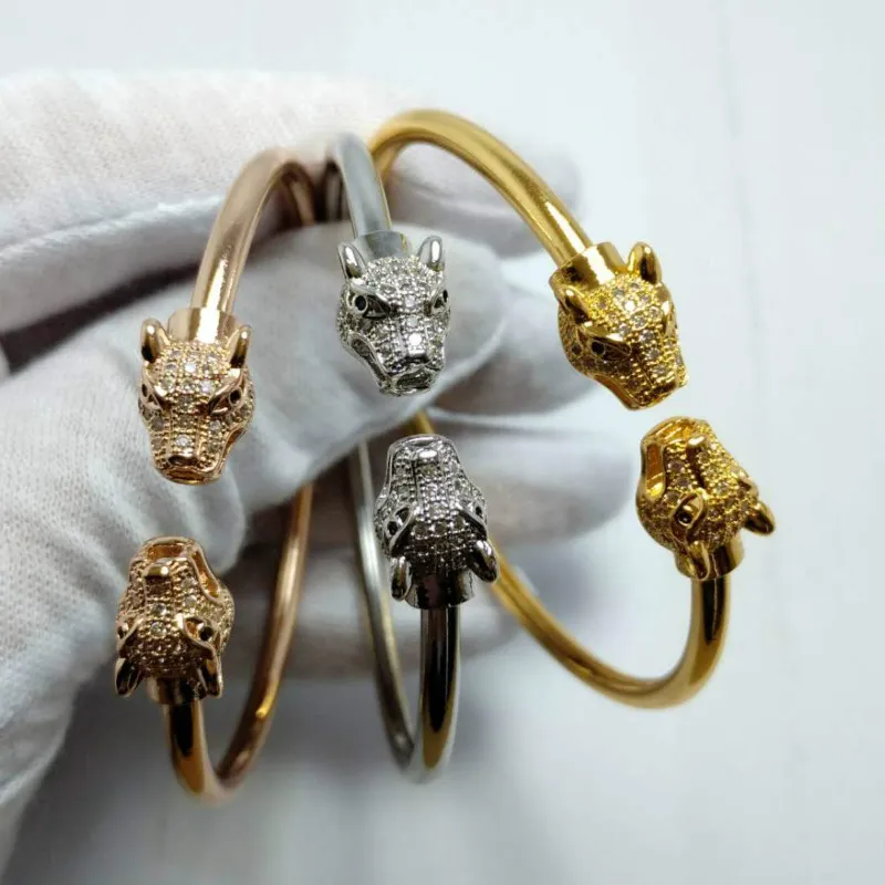 New CZ Casting Leopard head open cuff bangle bracelet fashion animal ornament jewelry 3colors optional
New CZ Casting Leopard head open cuff bangle bracelet fashion animal ornament jewelry 3colors optional