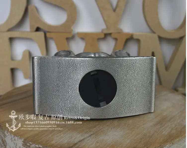 Creative Bear tumbler metal piggy bank kids money box dispensador monedas coin capsule for saving money PB075
Creative Bear tumbler metal piggy bank kids money box dispensador monedas coin capsule for saving money PB075