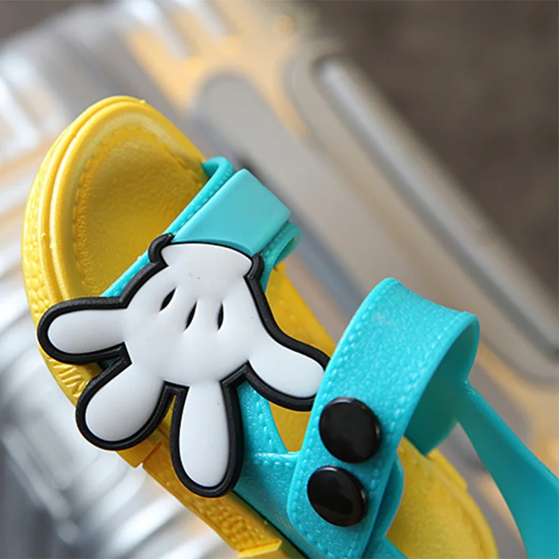 2018 New Style Summer children shoes Palm 3 colors sfot bottom baby girls boys fashion casual comfortable kids sandals
2018 New Style Summer children shoes Palm 3 colors sfot bottom baby girls boys fashion casual comfortable kids sandals