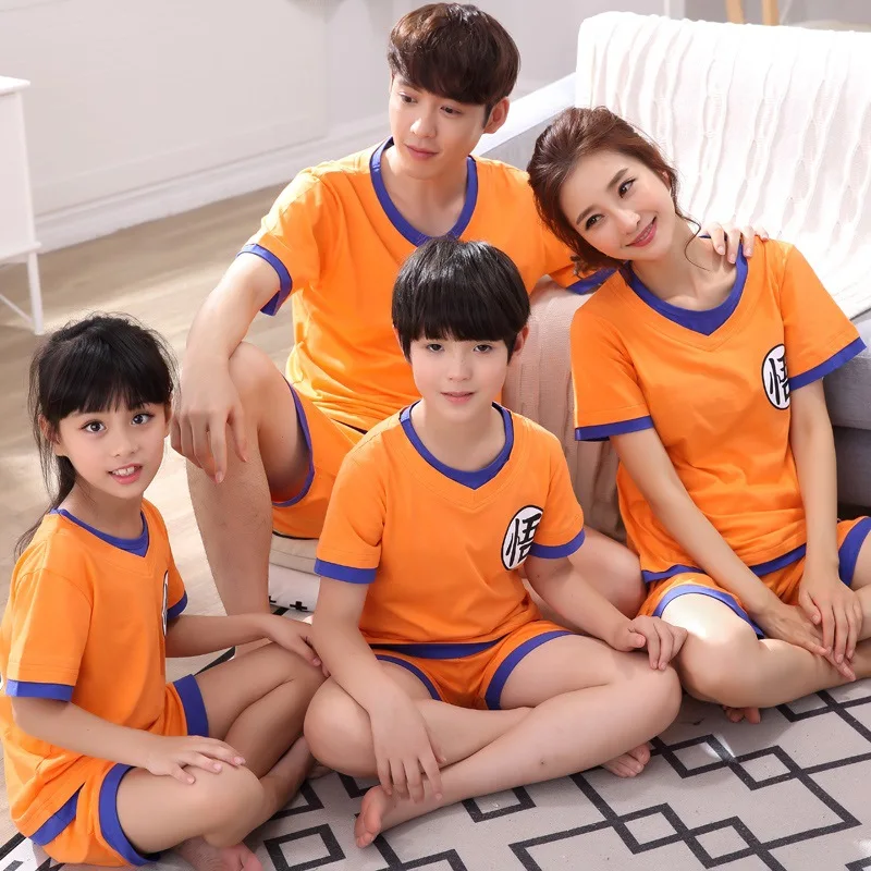 New Family Look Cos Costumes Pajamas Home wear Summer T shirt Shorts Pajamas Suit Lovers Family Matching Outfits
New Family Look Cos Costumes Pajamas Home wear Summer T shirt Shorts Pajamas Suit Lovers Family Matching Outfits
