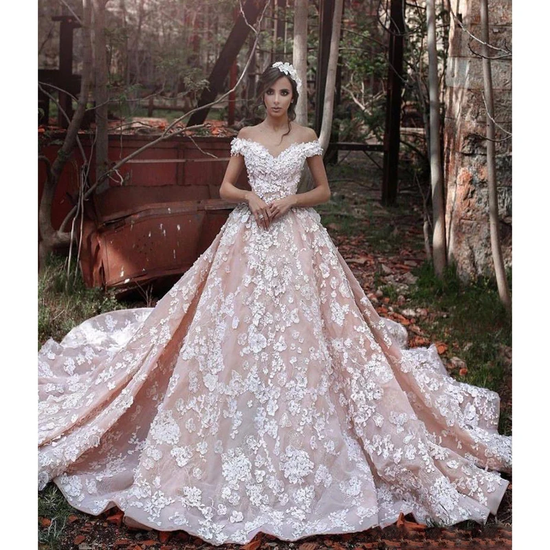 Off Shoulder Blush Church Train Wedding Gowns 3D Floral Dubai Arabic Bridal Wedding Gowns High Quality Bride Party Dresses
Off Shoulder Blush Church Train Wedding Gowns 3D Floral Dubai Arabic Bridal Wedding Gowns High Quality Bride Party Dresses