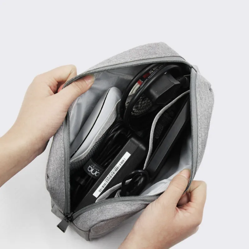 Business Travel USB Cable Bag Electronics Storage Bag Digital Gadget Oxford Zipper Organizer Case Travel Holder Bag Women Men
Business Travel USB Cable Bag Electronics Storage Bag Digital Gadget Oxford Zipper Organizer Case Travel Holder Bag Women Men