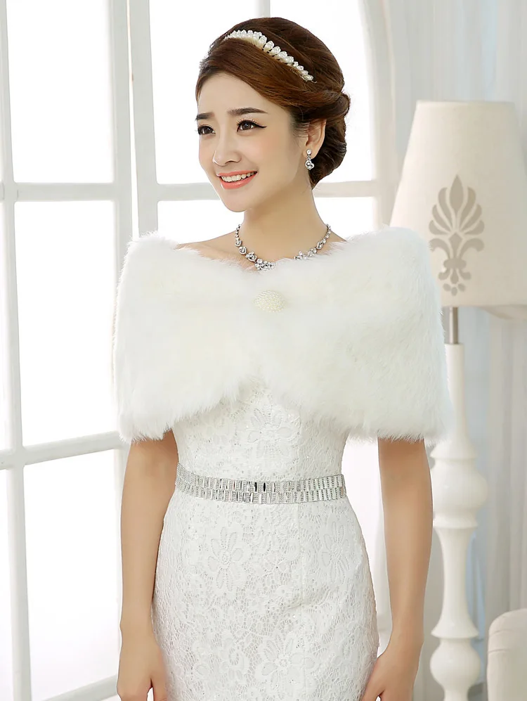 Cheap In Stock wedding bolero white faux fur winter women fur jacket bridal wraps and shawls for evening wedding dresses
Cheap In Stock wedding bolero white faux fur winter women fur jacket bridal wraps and shawls for evening wedding dresses
