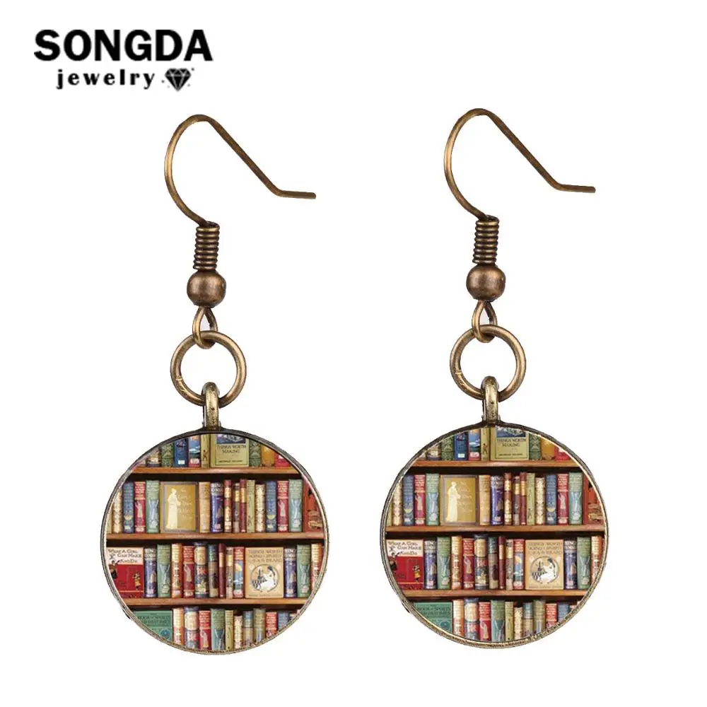Library Books Fun Earrings Vintage Bookshelf Creative Print Glass Cabochon Long Earrings for Wmen Girl Books Nerd Brincos
Library Books Fun Earrings Vintage Bookshelf Creative Print Glass Cabochon Long Earrings for Wmen Girl Books Nerd Brincos