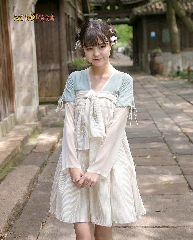 Туфли в стиле Mori Girl, китайский Стиль Hanfu Ruqun Для женщин с длинными рукавами большой бант Зеленый & бежевый платье В лоскутном стиле Одна деталь
Туфли в стиле Mori Girl, китайский Стиль Hanfu Ruqun Для женщин с длинными рукавами большой бант Зеленый & бежевый платье В лоскутном стиле Одна деталь