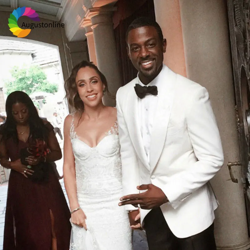 Custom Made White Groom Tuxedo Men Suit Wedding Suits Ivory Shawl Lapel Slim Fit Groomsmen Blazer Jacket 2Piece Pants Ternos
Custom Made White Groom Tuxedo Men Suit Wedding Suits Ivory Shawl Lapel Slim Fit Groomsmen Blazer Jacket 2Piece Pants Ternos