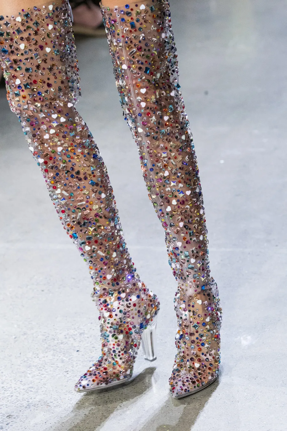 Abesire 2019 Newest Women Multi Color Glitter Square High Heels Over-the-knee Boots Ladies Pointed Toe Side Zipper Runway Shoes
Abesire 2019 Newest Women Multi Color Glitter Square High Heels Over-the-knee Boots Ladies Pointed Toe Side Zipper Runway Shoes
