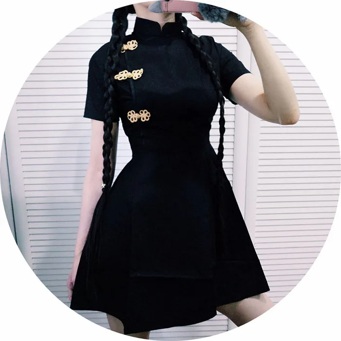 New Japanese Harajuku Vintage Gothic Lolita Black Red Slim Chinese Style Cheongsam Dress cosplay costumes Lolita dress Halloween
New Japanese Harajuku Vintage Gothic Lolita Black Red Slim Chinese Style Cheongsam Dress cosplay costumes Lolita dress Halloween