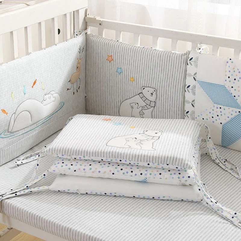 8pc/set Knittin Embroidery Crib Baby bed bumpers 100% Cotton Infant Bedding Cartoon Knitted Bumper Crash Barrier Newborn Bedding
8pc/set Knittin Embroidery Crib Baby bed bumpers 100% Cotton Infant Bedding Cartoon Knitted Bumper Crash Barrier Newborn Bedding