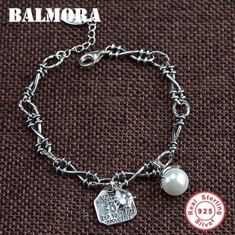 BALMORA Solid 925 Sterling Silver Letter Imitation Pearls Bracelet For Women Party Thai Silver Fashion Vintage Jewelry WBH0224
BALMORA Solid 925 Sterling Silver Letter Imitation Pearls Bracelet For Women Party Thai Silver Fashion Vintage Jewelry WBH0224