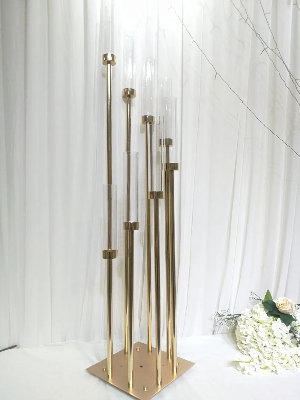 8 Heads Metal Candelabra Candle Holders Acrylic Wedding Table Centerpiece Flower Stand Candle Holder
8 Heads Metal Candelabra Candle Holders Acrylic Wedding Table Centerpiece Flower Stand Candle Holder