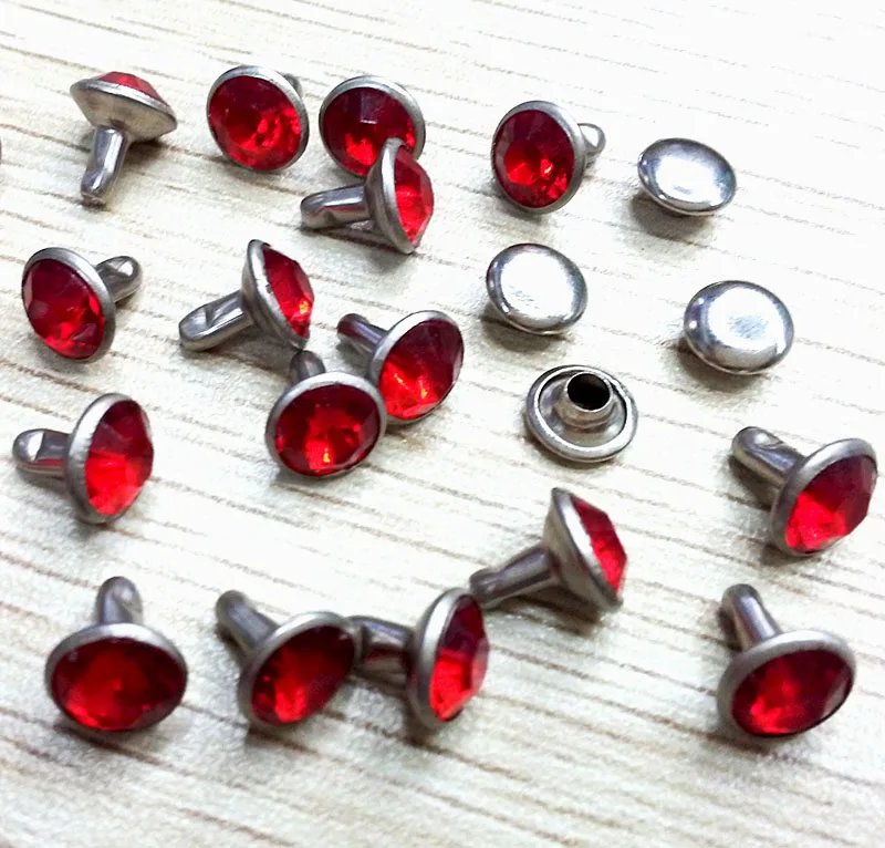 (100 pieces/lot)Combination of metal rivets.Clothing & Accessories.Shoes decorative nails. Acrylic diamond rivets. Button. Snaps
(100 pieces/lot)Combination of metal rivets.Clothing & Accessories.Shoes decorative nails. Acrylic diamond rivets. Button. Snaps