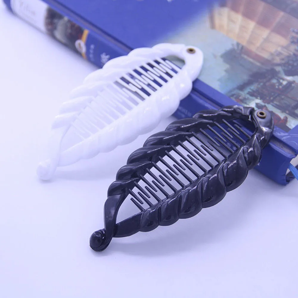 Women Fashion Design Banana Hair Clips Claws for Girls Fish Hair Combs Fashion Elegant Party Barrettes Hair Styling Tools
Women Fashion Design Banana Hair Clips Claws for Girls Fish Hair Combs Fashion Elegant Party Barrettes Hair Styling Tools