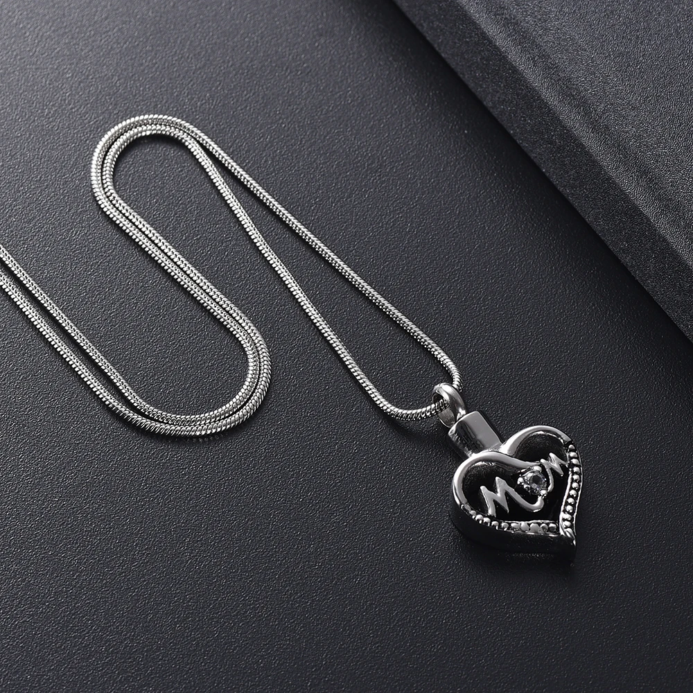 IJD12454 Human Ashes Necklace -Inlay Clear/Red Zircon Mom In My Heart Stainless Steel Cremation Urn Jewelry Memorial Pendant
IJD12454 Human Ashes Necklace -Inlay Clear/Red Zircon Mom In My Heart Stainless Steel Cremation Urn Jewelry Memorial Pendant