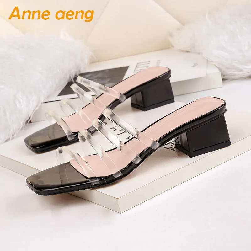 2019 New Summer Outside Women Slippers Middle Square Heel Fashion Sexy Ladies Women Shoes Black Female Mules Slides
2019 New Summer Outside Women Slippers Middle Square Heel Fashion Sexy Ladies Women Shoes Black Female Mules Slides