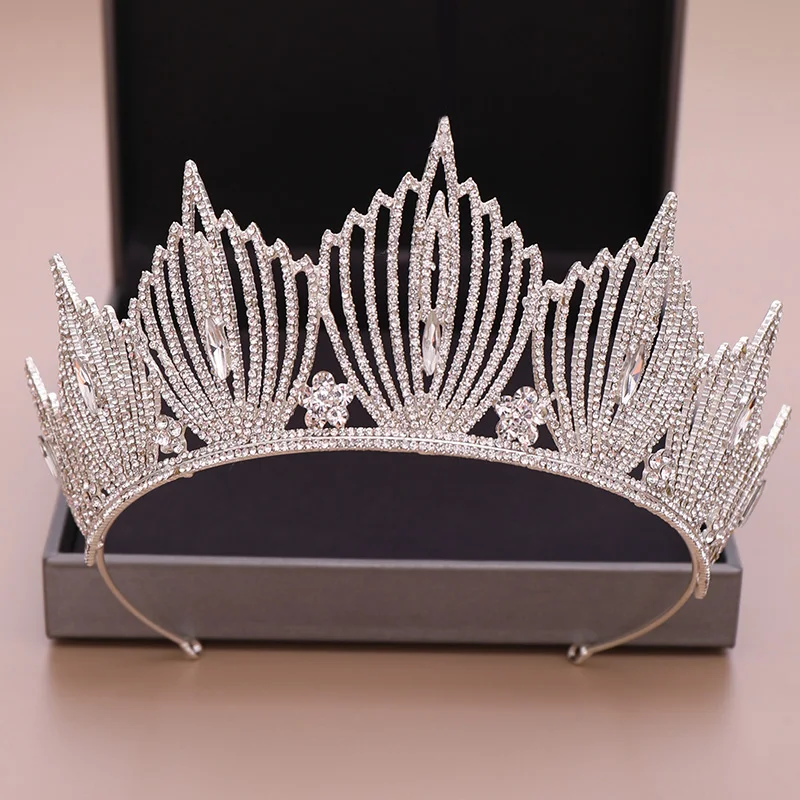 Luxury Crystal Crowns Silver Color Gold Big Tiaras Diadem Women Bridal Pageant Wedding Hair Accessories Queen Crown Hair Jewelry
Luxury Crystal Crowns Silver Color Gold Big Tiaras Diadem Women Bridal Pageant Wedding Hair Accessories Queen Crown Hair Jewelry