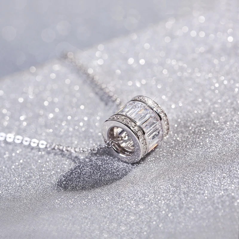 Temperament Cylinder Rhinestone Pendant Korean Silver Color Personality Fashion Female Jewelry Necklace SNE018
Temperament Cylinder Rhinestone Pendant Korean Silver Color Personality Fashion Female Jewelry Necklace SNE018