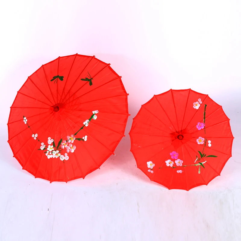 New 2 Size (56cm 82cm) printed Handmade Classical red color Oilpaper Umbrella Wedding Party Prop Umbrella Handmade Craft Parasol
New 2 Size (56cm 82cm) printed Handmade Classical red color Oilpaper Umbrella Wedding Party Prop Umbrella Handmade Craft Parasol
