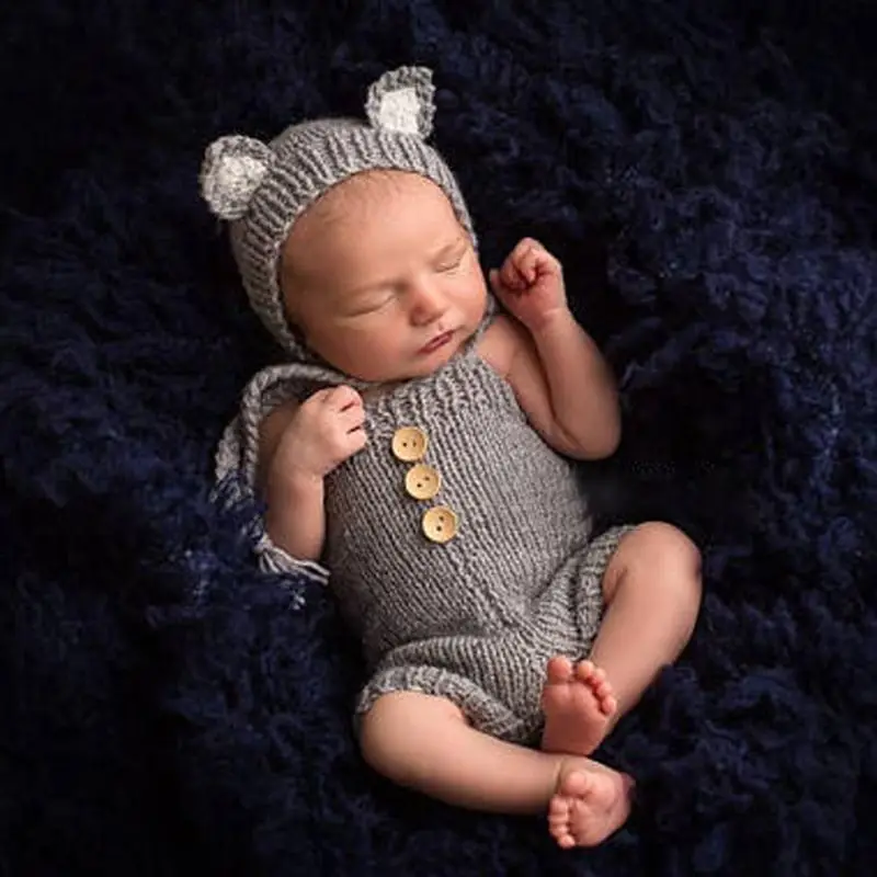 2pcs Cute Baby Studio Clothing Set Newborn Handmade Knitted Overalls With Fox Ear Hat Photography Props
2pcs Cute Baby Studio Clothing Set Newborn Handmade Knitted Overalls With Fox Ear Hat Photography Props