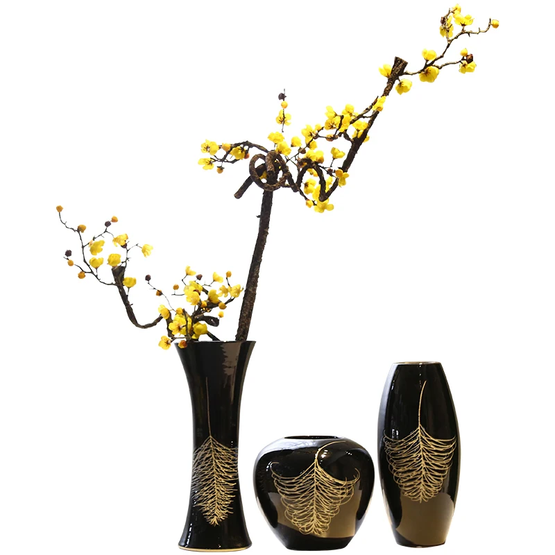 Modern Jingdezhen Ceramic Vase Black feather large vases tabletop Flower arranging device Home Wedding Craft Articles decoration
Modern Jingdezhen Ceramic Vase Black feather large vases tabletop Flower arranging device Home Wedding Craft Articles decoration