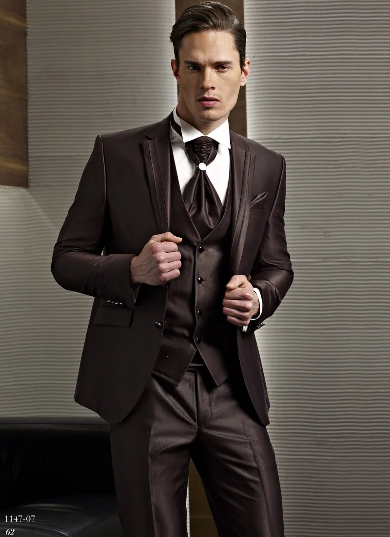2017 Latest Coat Pant Designs Brown Men Suit Tuxedo Slim Fit Skinny 3 Piece Gentle Custom Prom Blazer Groom Suit Terno Masculino
2017 Latest Coat Pant Designs Brown Men Suit Tuxedo Slim Fit Skinny 3 Piece Gentle Custom Prom Blazer Groom Suit Terno Masculino