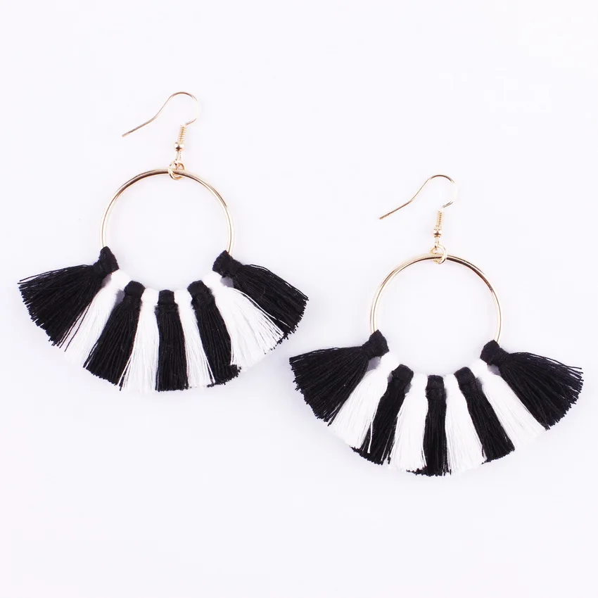 ZWPON New Bohemian Cotton Thread Fan Fringe Tassel Earrings Geometric Circle Hollow Cotton Tassel Drop Earrings for Woman
ZWPON New Bohemian Cotton Thread Fan Fringe Tassel Earrings Geometric Circle Hollow Cotton Tassel Drop Earrings for Woman